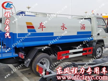 福田時(shí)代小卡3360灑水車(chē)側(cè)面展示