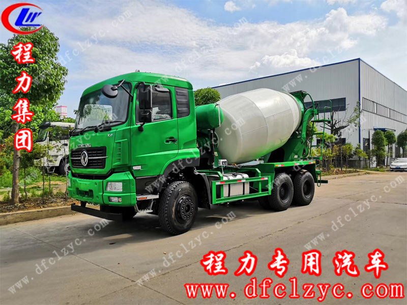 程力集團(tuán)東風(fēng)混凝土攪拌運(yùn)輸車，滿滿重金屬的質(zhì)感