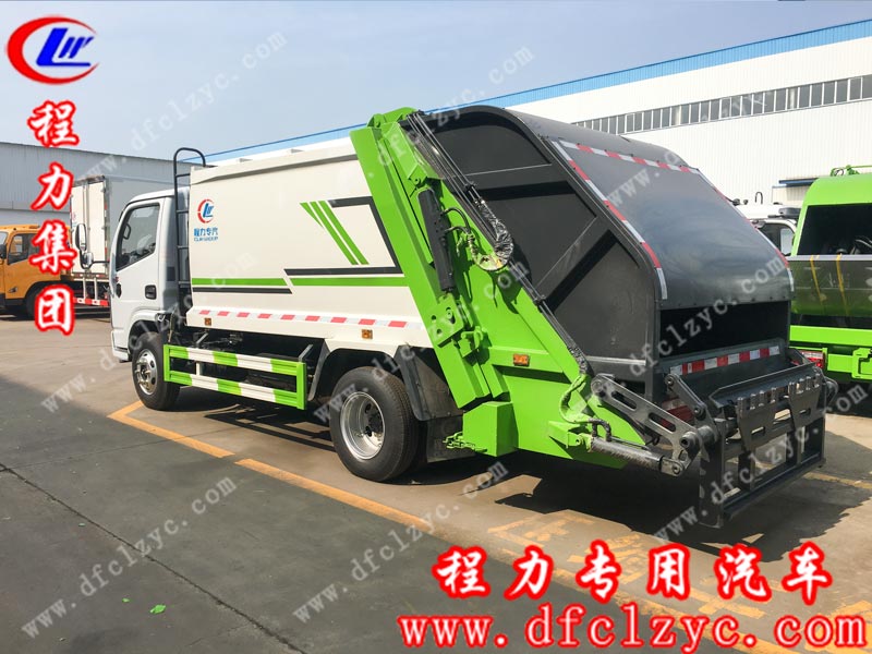 湖北程力專用汽車有限公司生產(chǎn)的國六東風小多利卡壓縮垃圾車